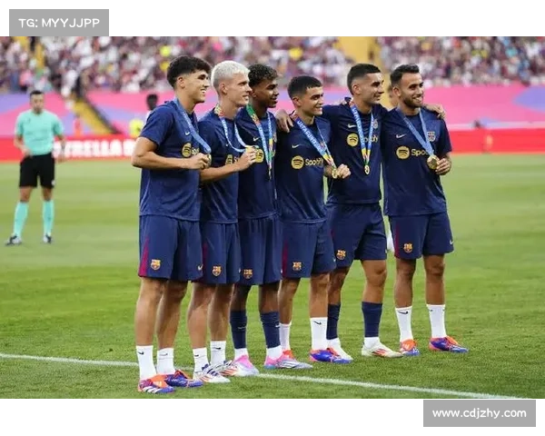 巴萨迎战奥萨苏纳 亚马尔领衔出战 费兰奥尔莫助阵 莱万替补待命 巴萨迎战奥萨苏纳 亚马尔领衔出战 费兰奥尔莫助阵 莱万替补待命